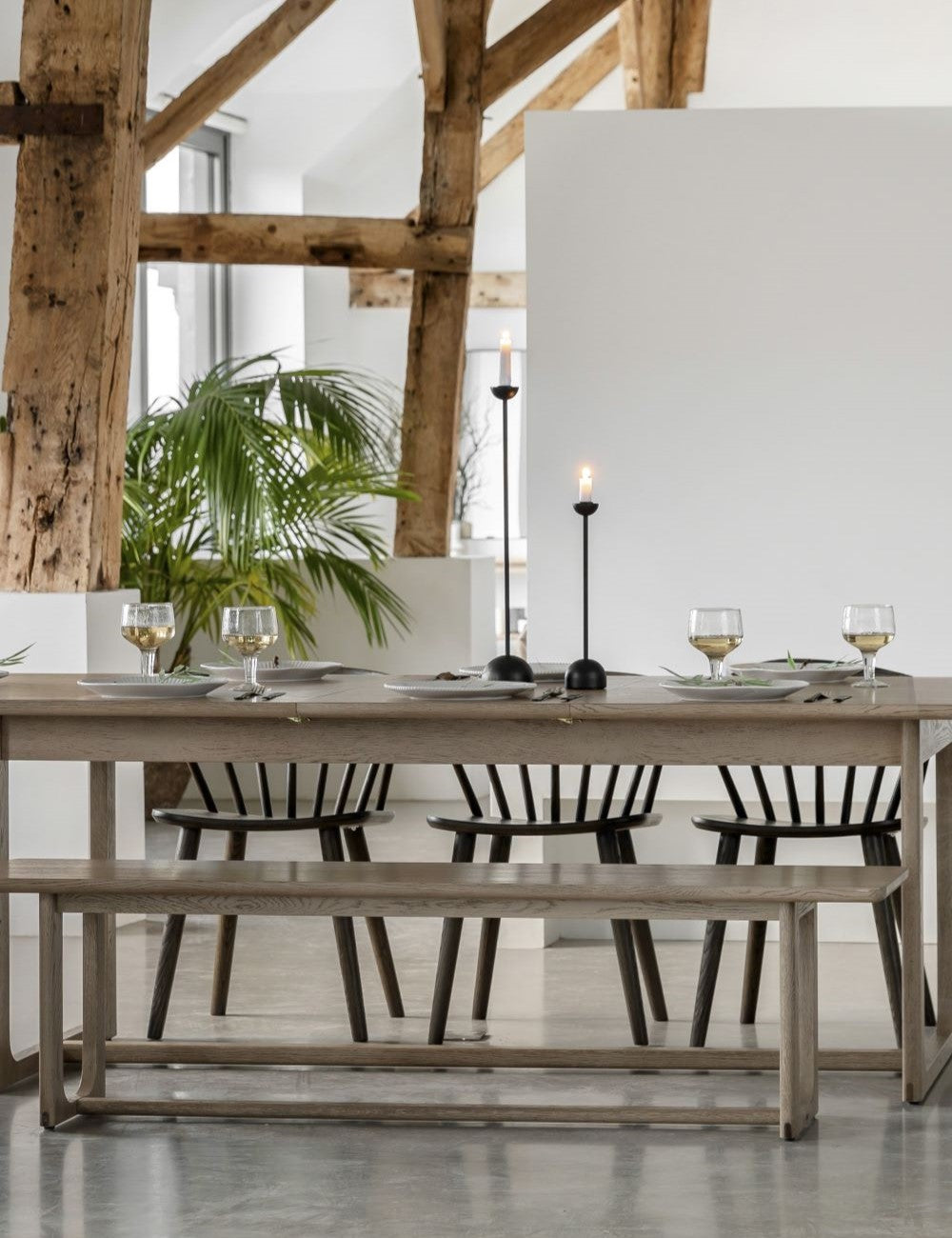 Albie Extendable Dining Table - Smoked