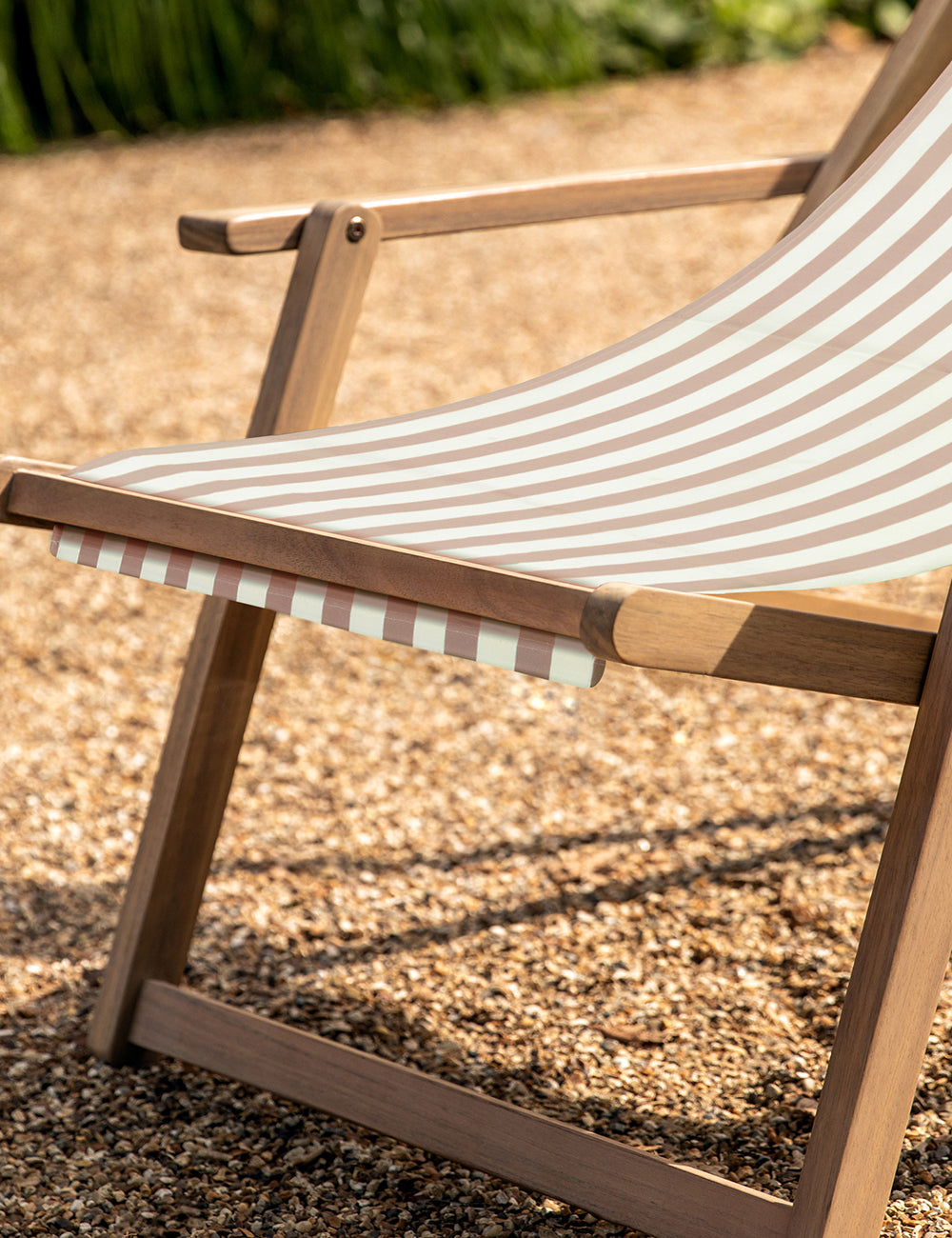 Hove Deckchair in Terracotta stripe