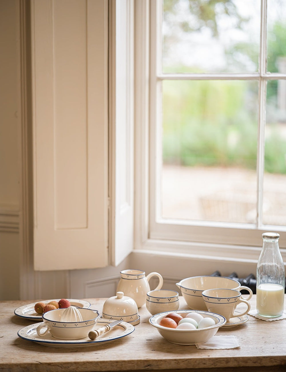 Breakfast Table Tea Cup & Plate in Blue