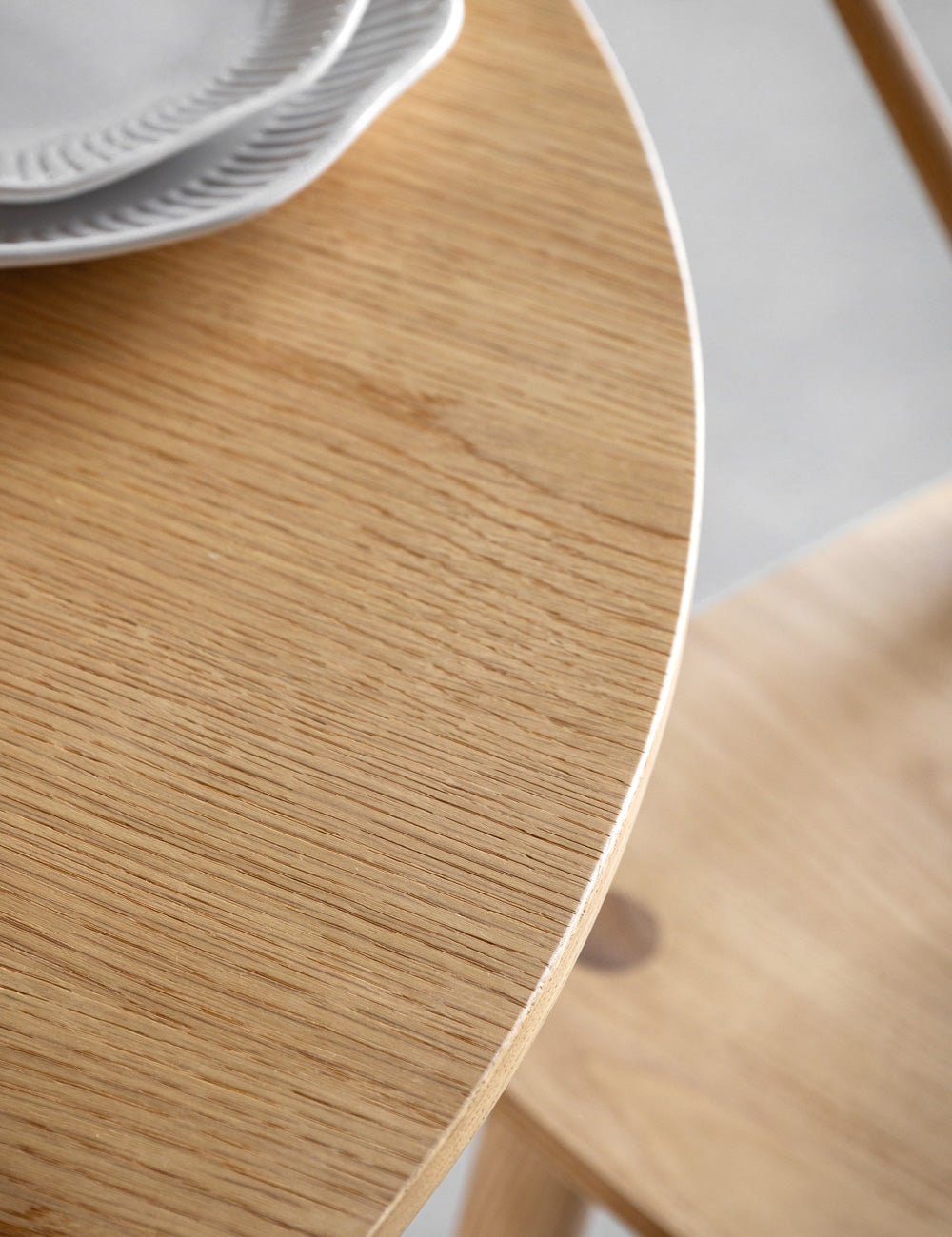 Albie Minimalist Round Dining Table - Natural