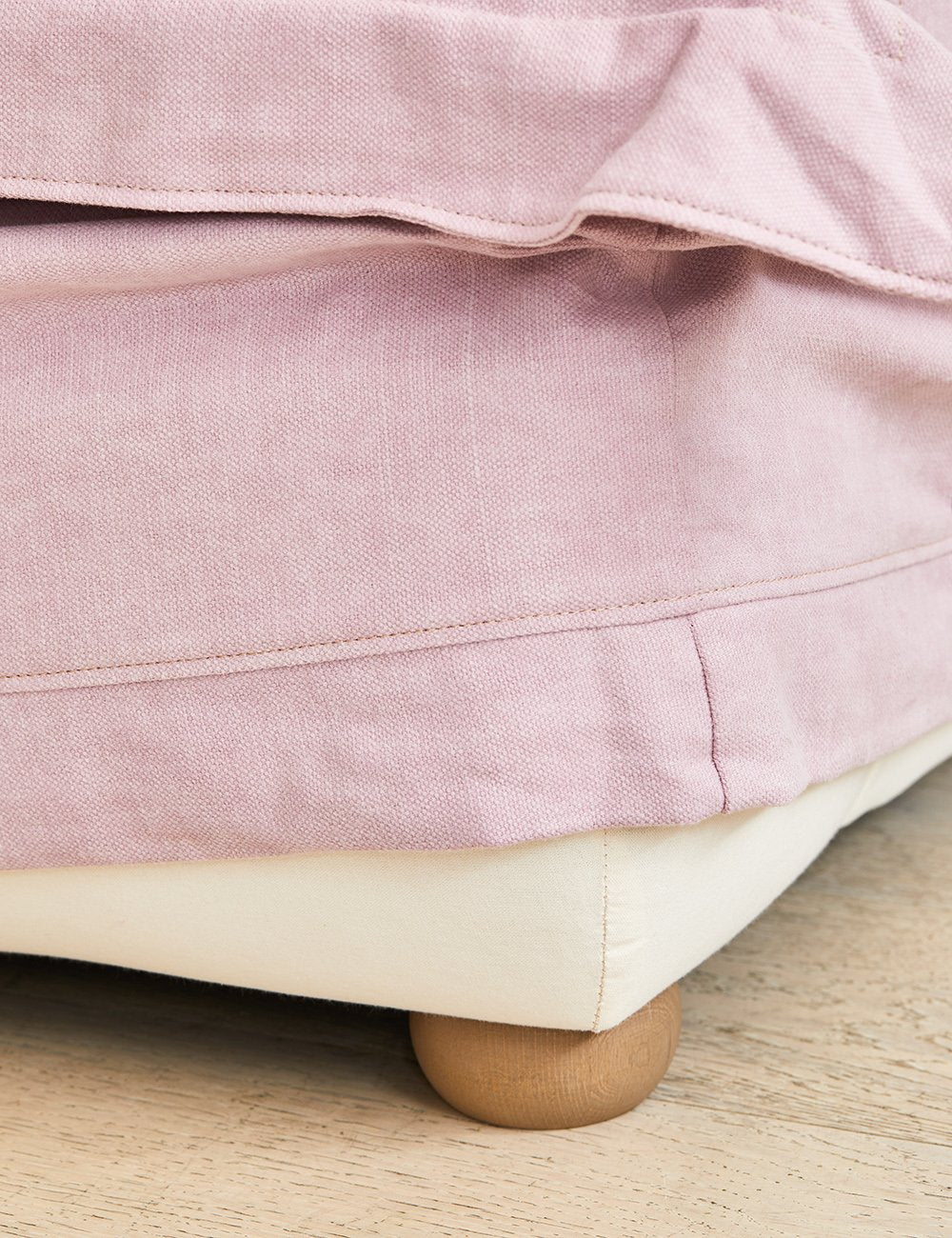 Bella Sofa