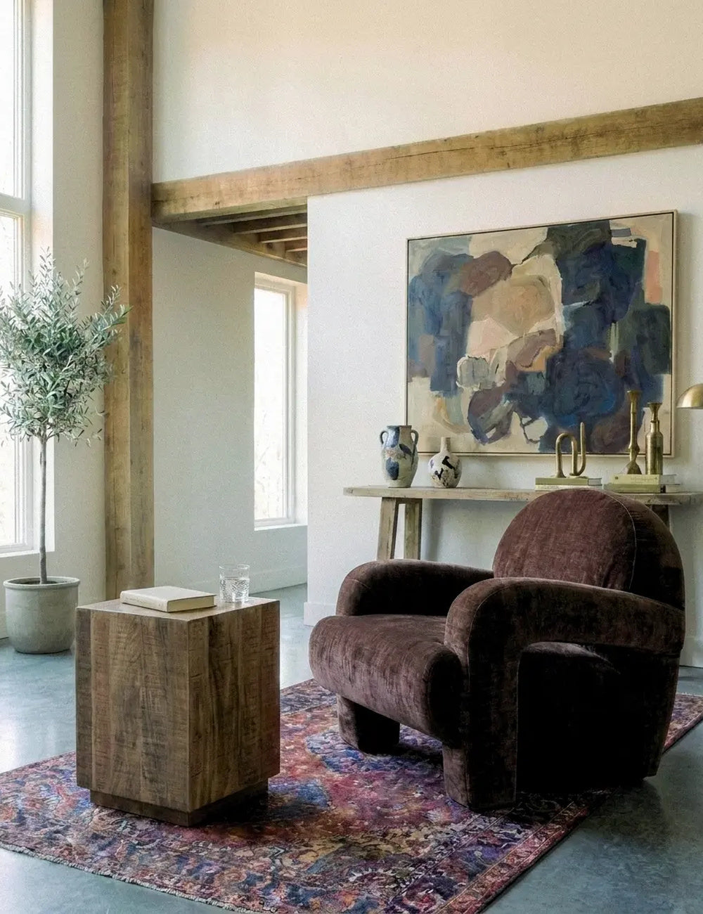 Romy armchair in brick