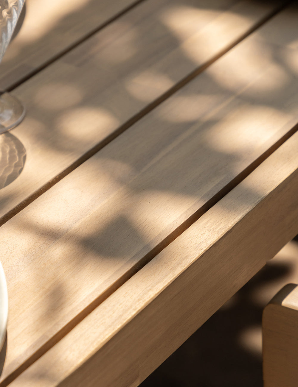 Lombo Dining Set