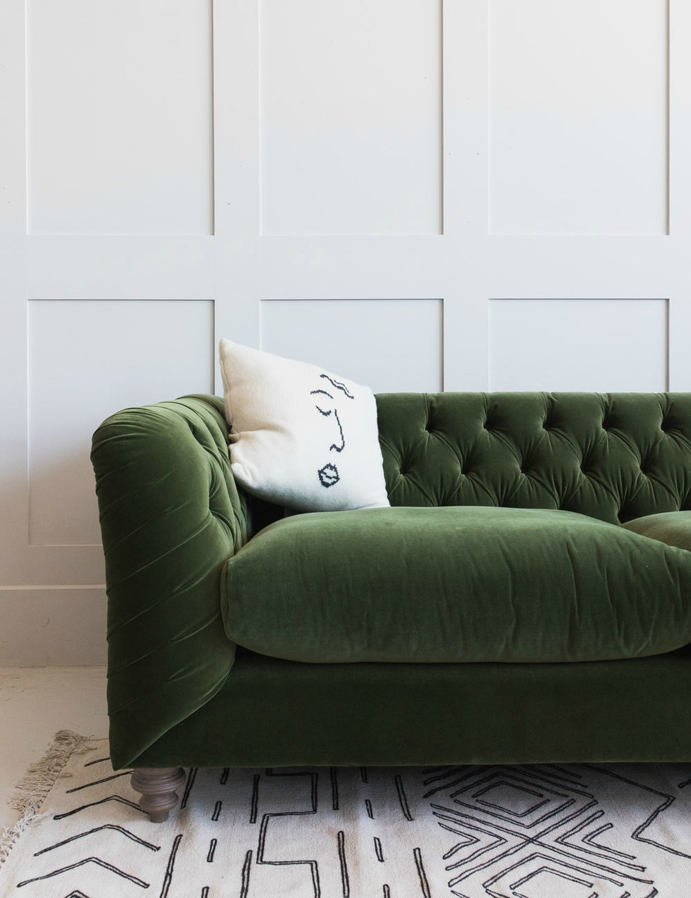 Hugo Chesterfield Sofa 