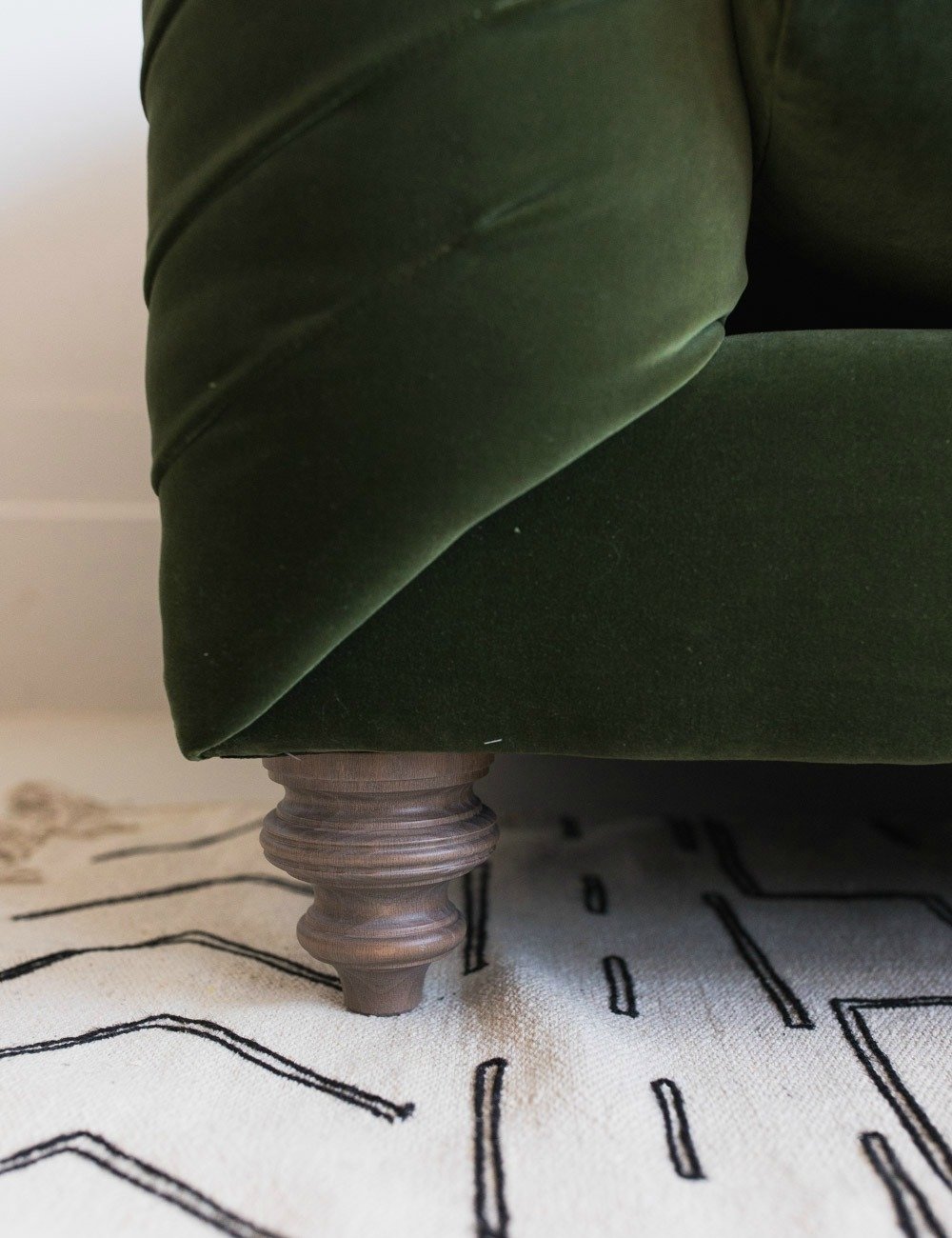 Hugo Chesterfield Sofa 